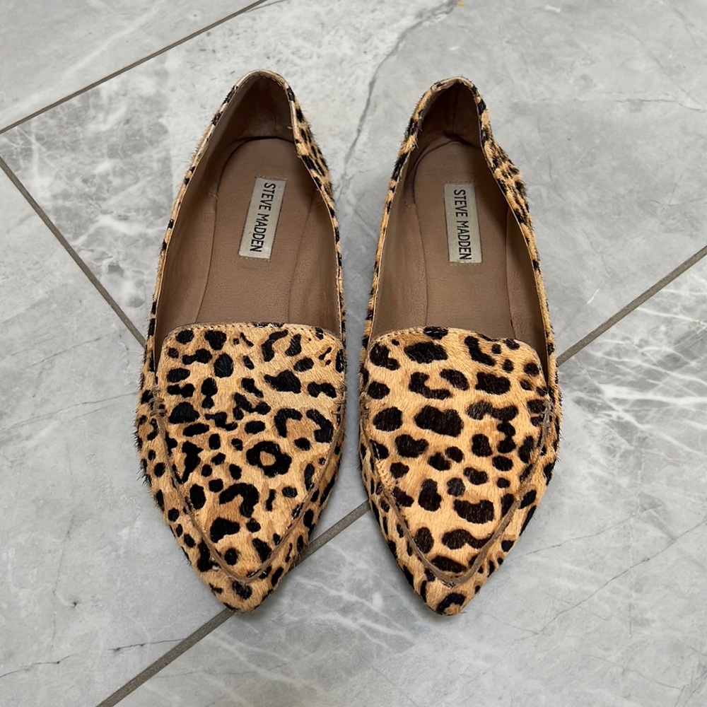 Steve Madden Leopard Flats